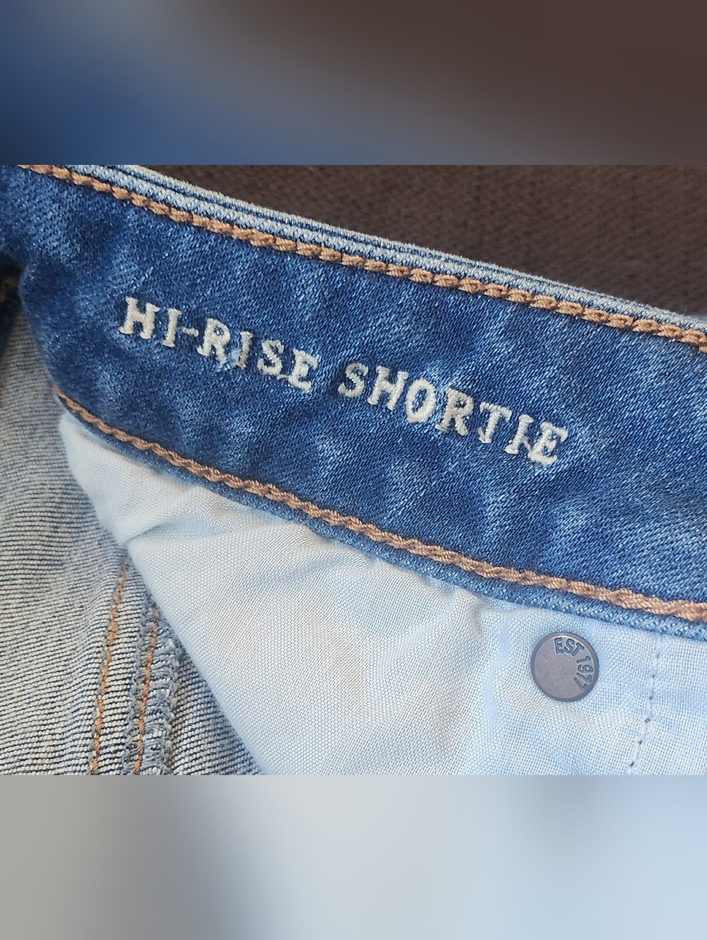 American Eagle Outfitters Blue Denim Cuffed Women's Shorts Size 10 - Picture 7 of 12